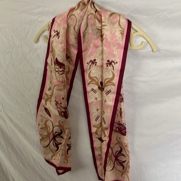 Ford: 2006 Pink/Maroon 100% Silk Scarf- Ford Cares- Warriors in Pink - Picture 8 of 16